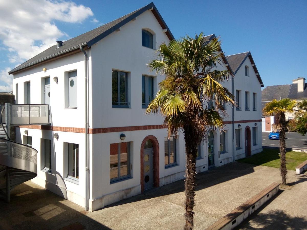 Auberge De Jeunesse Hi Cherbourg Exterior photo