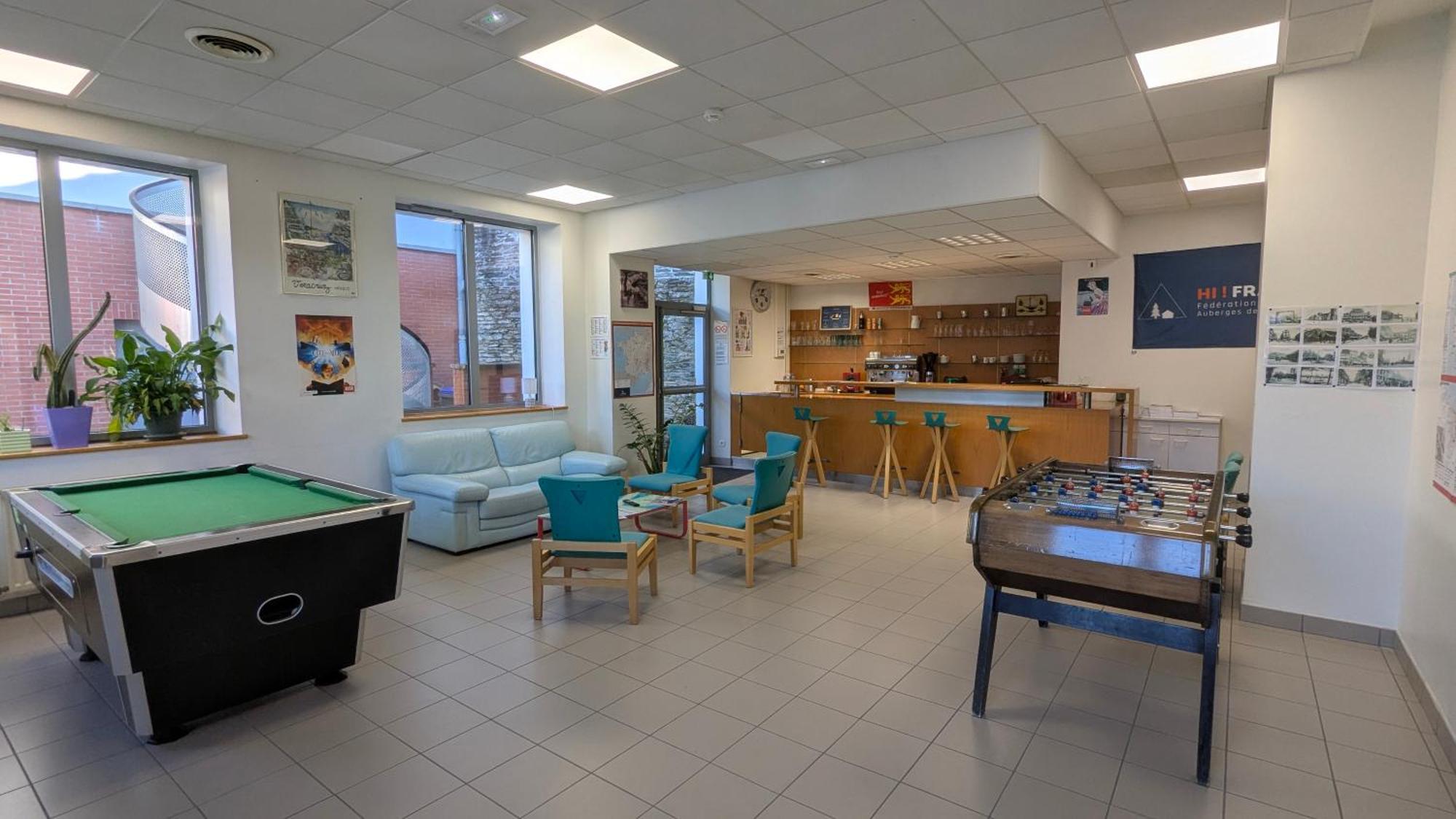 Auberge De Jeunesse Hi Cherbourg Exterior photo